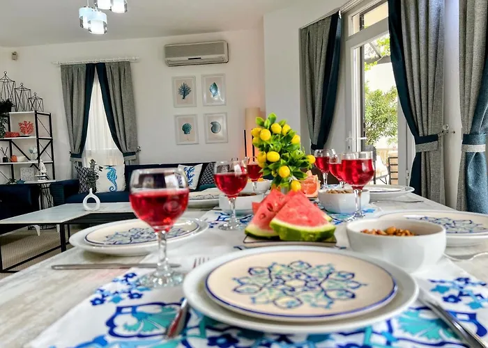 Entire Lulu - Private Pool, Free Wi-fi, Good Location, Breathtaking Sea Views Villa