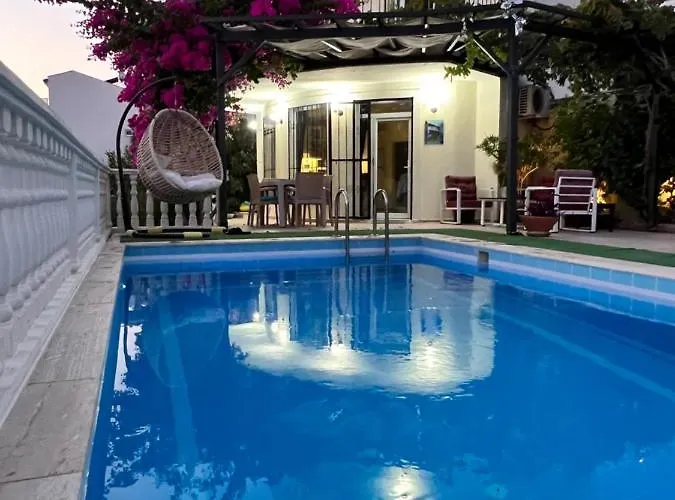 Entire Lulu - Private Pool, Free Wi-fi, Good Location, Breathtaking Sea Views Kalkan