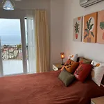 Entire Lulu - Private Pool, Free Wi-fi, Good Location, Breathtaking Sea Views Villa *