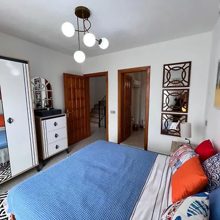 Entire Lulu - Private Pool, Free Wi-fi, Good Location, Breathtaking Sea Views Villa