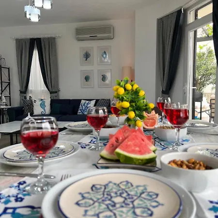 Villa Entire Lulu - Private Pool, Free Wi-fi, Good Location, Breathtaking Sea Views